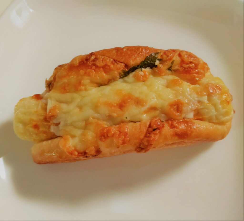 最近見かけるちくわパン〇